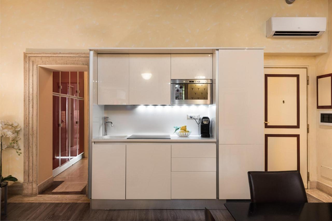 Nsm 71Viadelcorso Appartamento Con Terrazzo Рим Экстерьер фото