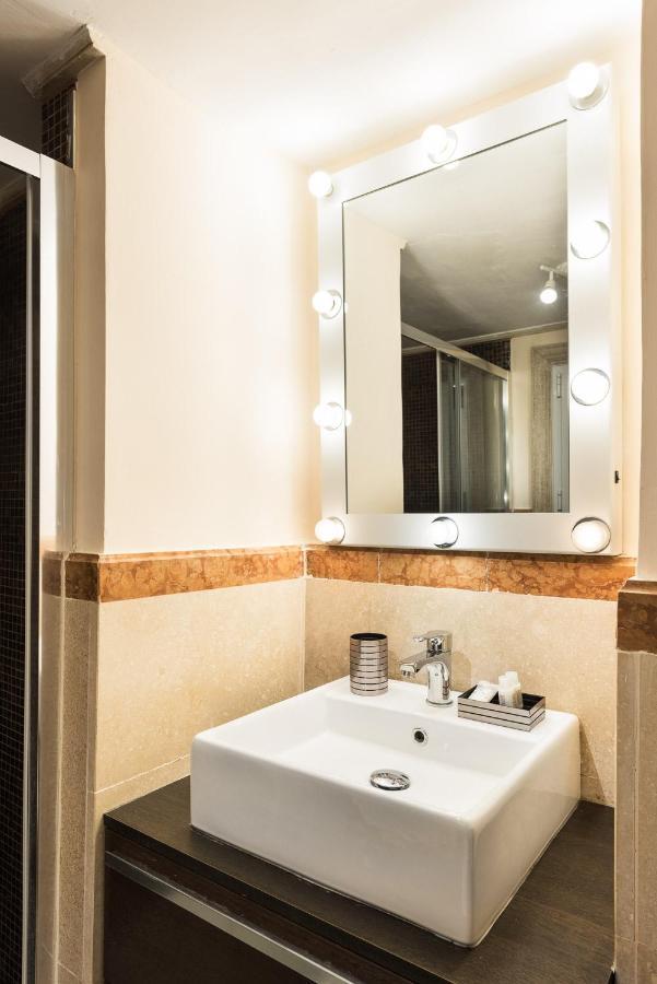 Nsm 71Viadelcorso Appartamento Con Terrazzo Рим Экстерьер фото