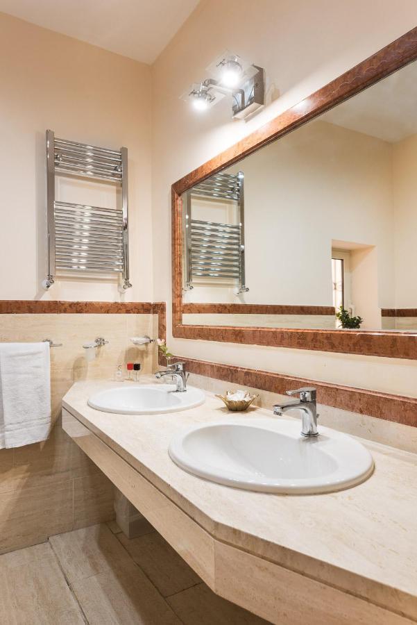 Nsm 71Viadelcorso Appartamento Con Terrazzo Рим Экстерьер фото