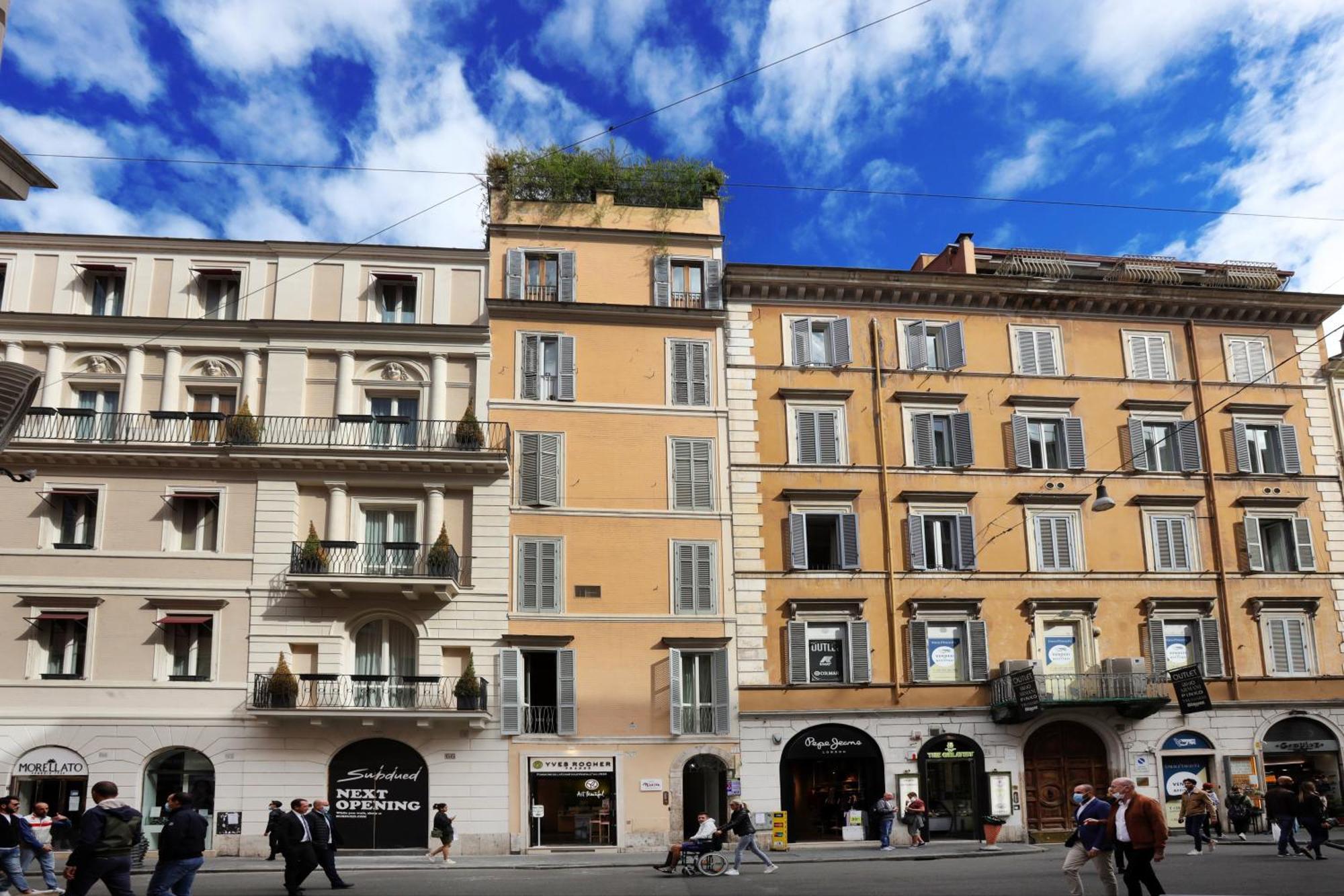 Nsm 71Viadelcorso Appartamento Con Terrazzo Рим Экстерьер фото